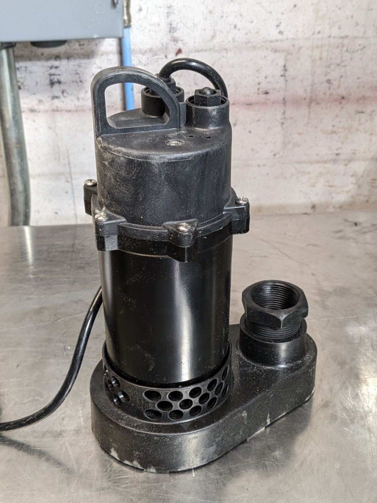 Pro Source Manual Sump Pump 1-1/2" Outlet 1/4 HP 115v 4.5 Amp