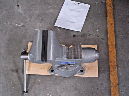Wilton Tradesman Bench & Pipe Combination Vise 28808