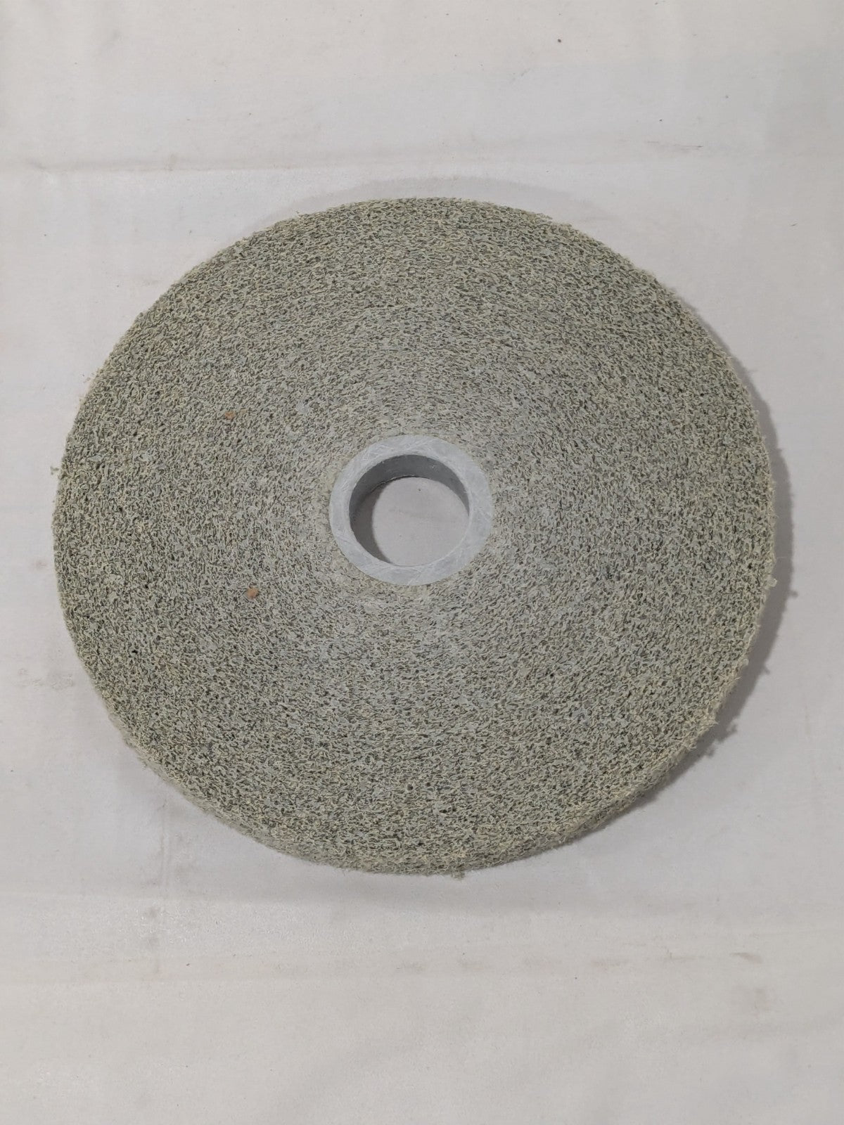 3M Deburring Wheel: 6" Dia, 1/2" Face Width, 1" Hole, Density 8