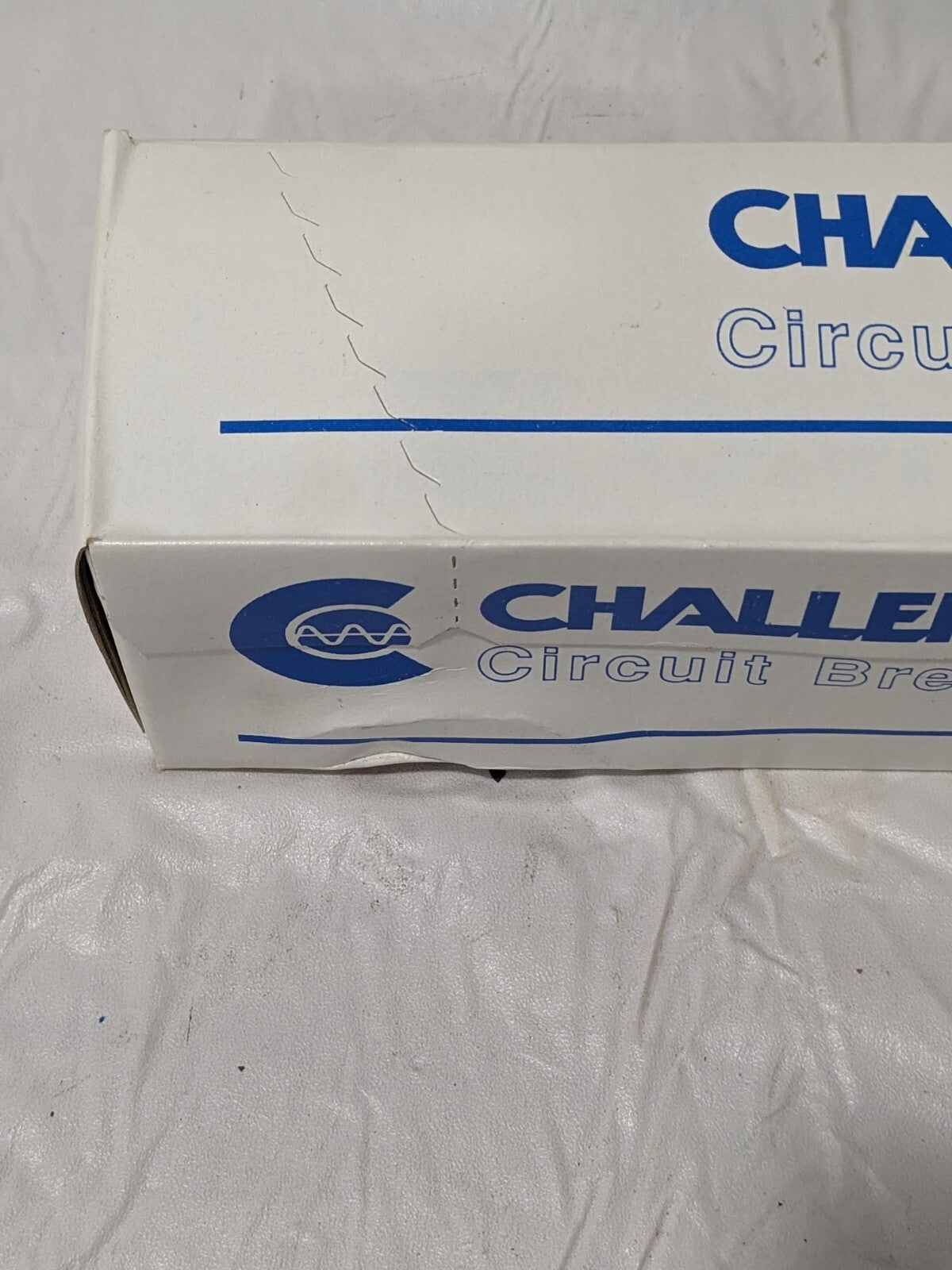 Box of (6) Brand New Challenger 15-Amp 2-Pole Circuit Breaker C215