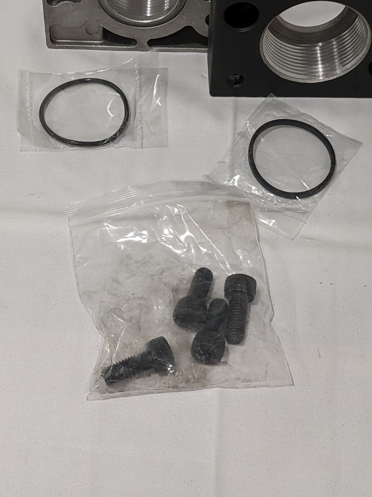 PARKER FRL Modular Port Block Kit: Nitrile, 1-1/2" Port, Use with P3N P3NKB9BCP