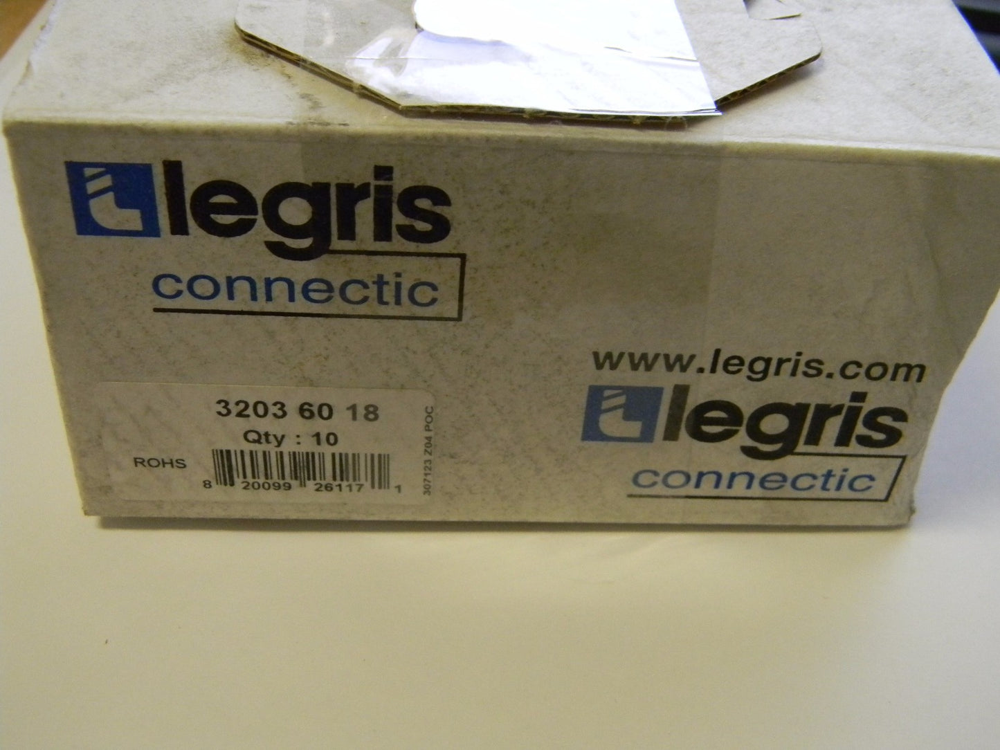 Legris 3/8" x  3/8 NPT Thread Brass Male Swivel Run Tees Qty 8  3203 60 18