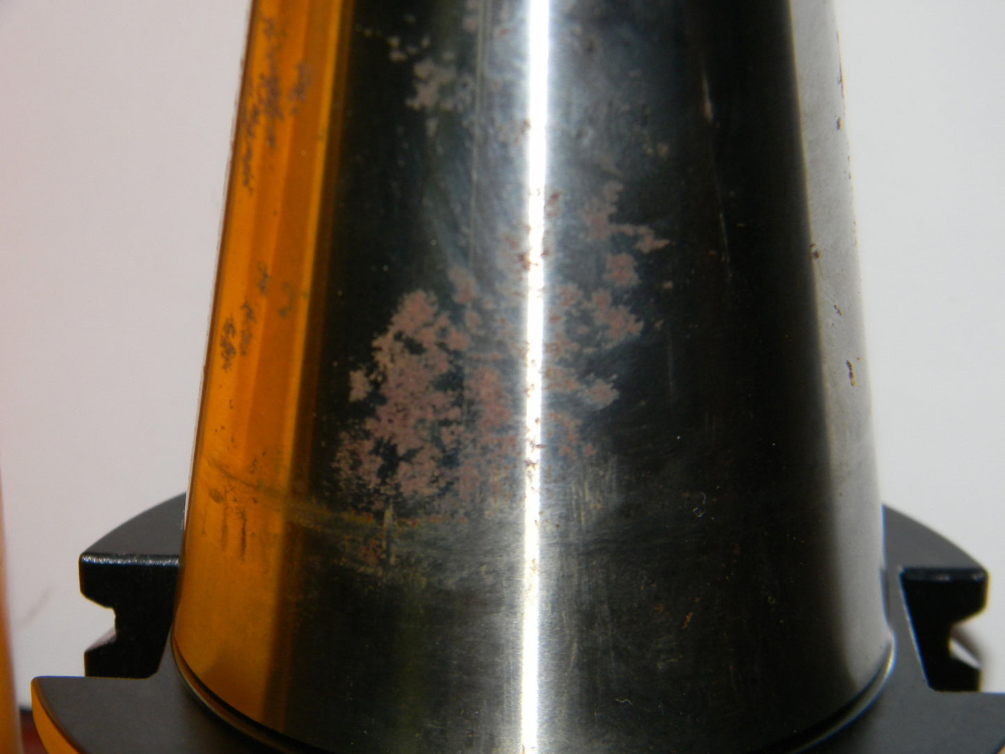 Kennametal 5/64"-1 x 3.263" x 2.360" CNC Collet Chuck Holder CV50