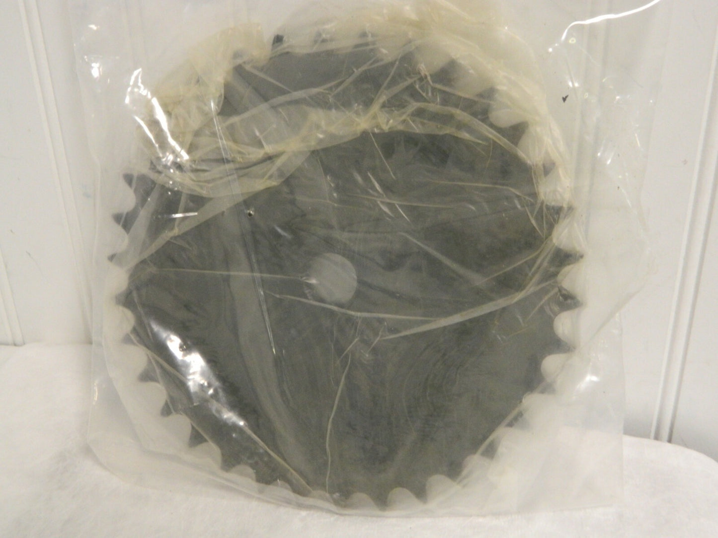 Tsubaki "A" Plate Roller Chain Sprocket 34 Teeth 3/4" Pitch Size