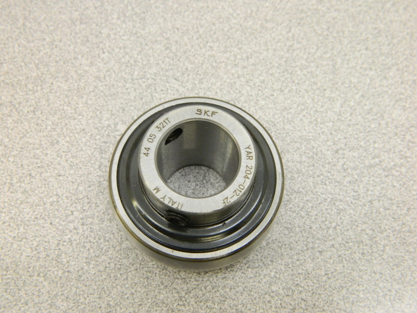 SKF Insert Bearing 3/4" ID x 1.8504" OD 2,210 Lb Dynamic Cap. YAR 204-012-2F