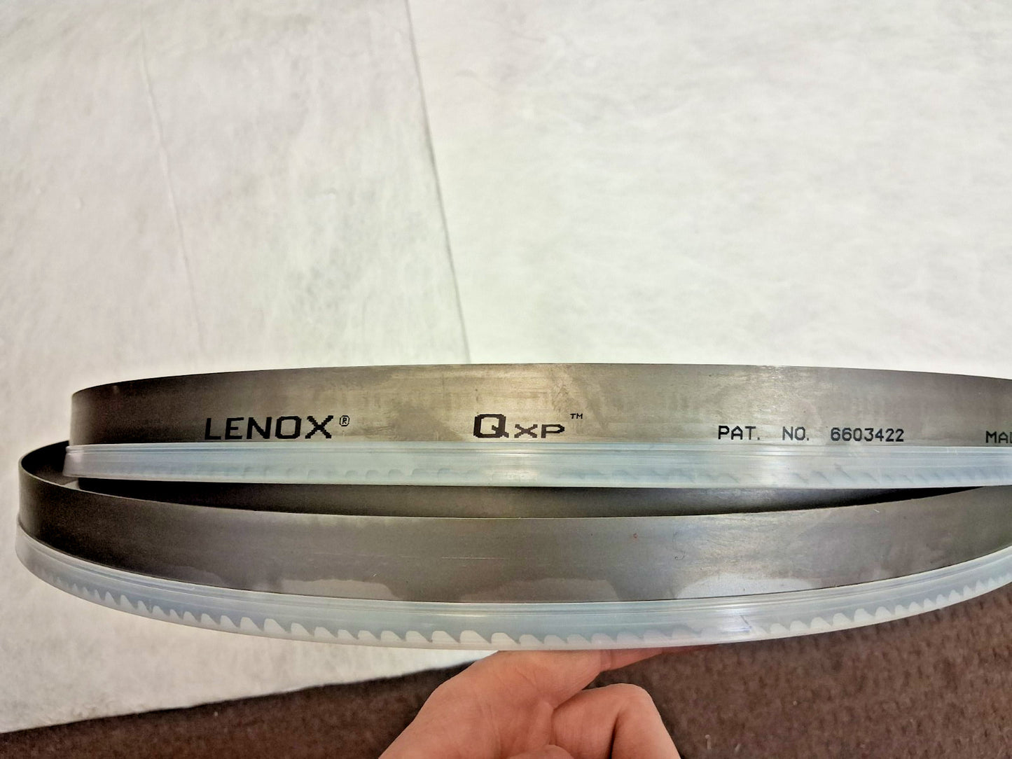 Lenox Welded Bandsaw Blade 15Ft 6" Long x 1-1/4" Wide x 2 to 4 TPI 95951QPB15472