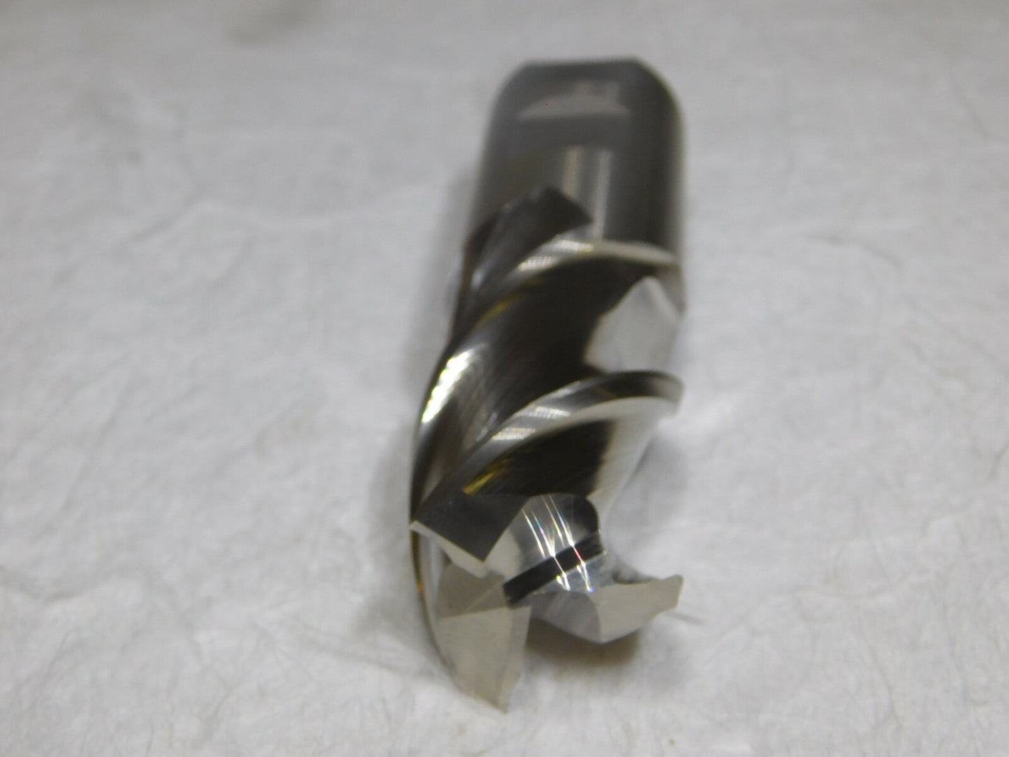 Cleveland PM Plus Center Cut End Mill 1.25 Dia 3Fl 1.25 Shank Dia 4.5L C40370