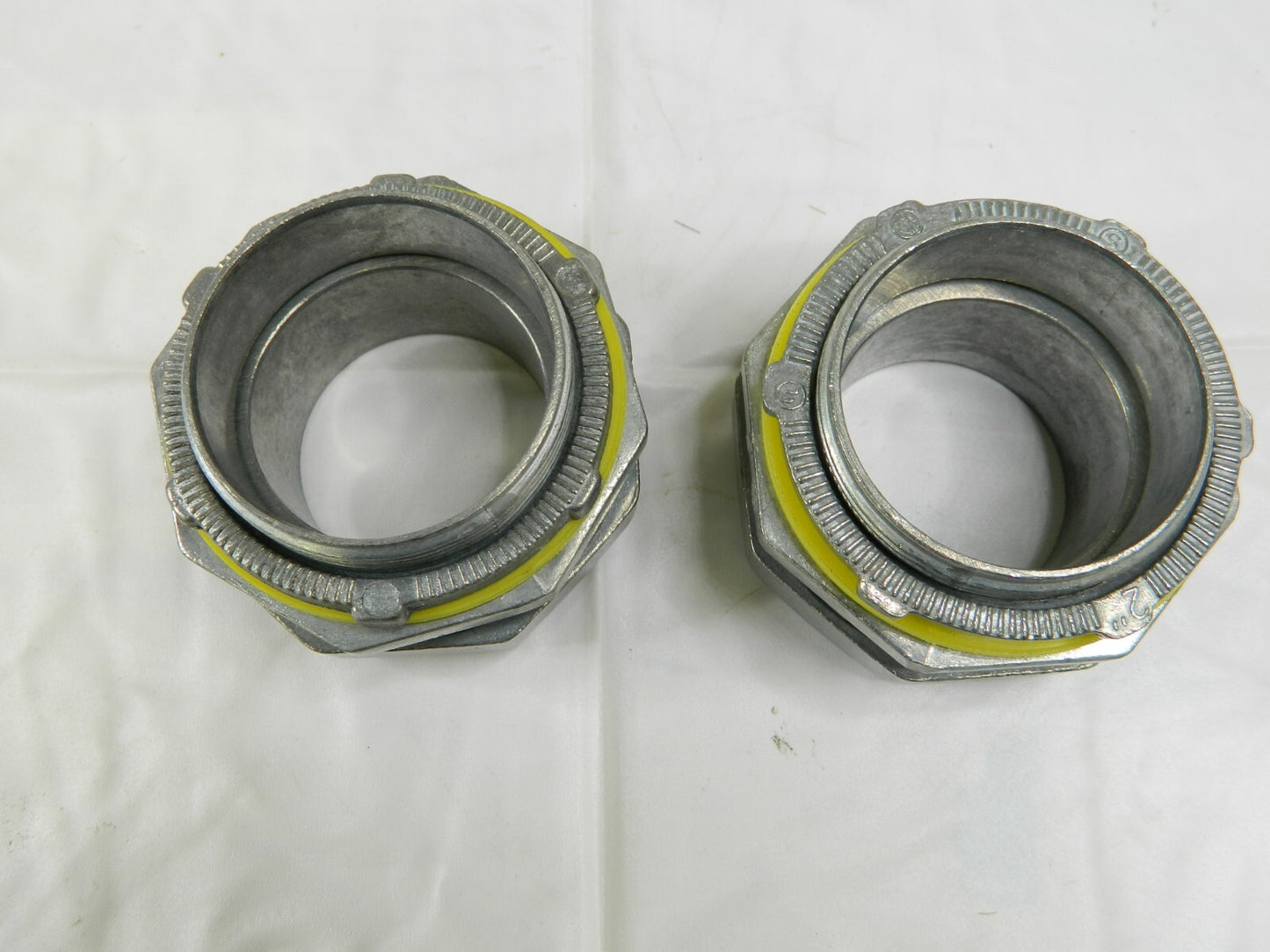 Thomas &amp; Betts 2" Liquidtight Connector Zinc Die Cast Qty 2 LT-206