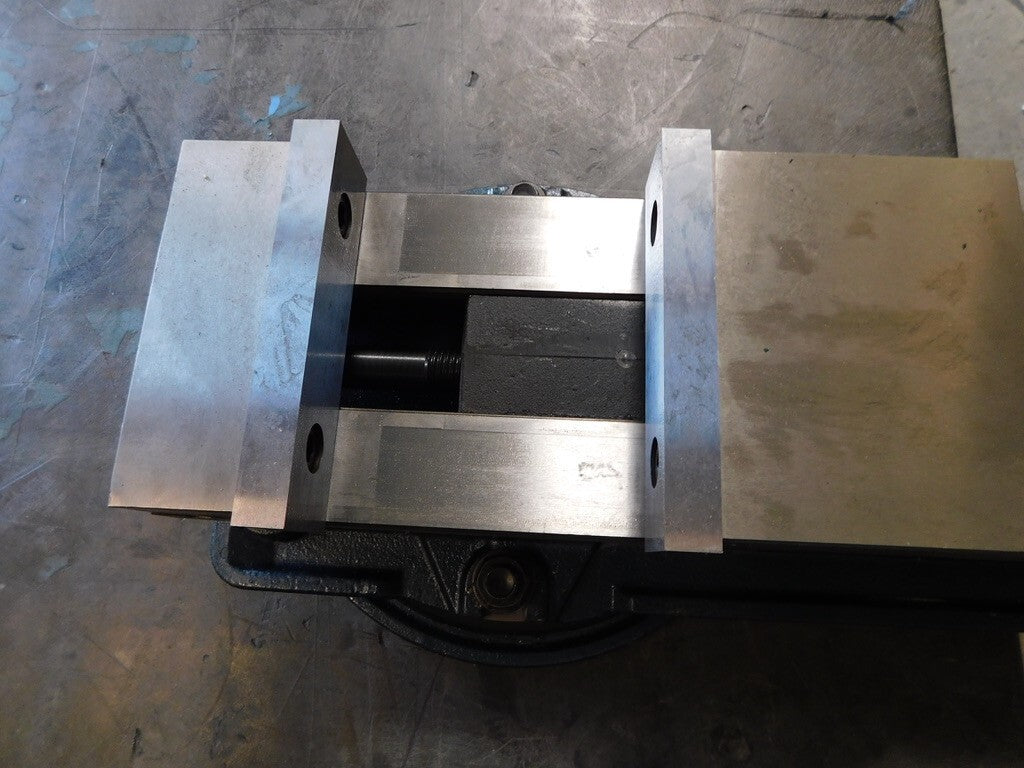 GIBRALTAR Machine Vise: 6 Jaw Width Horizontal Swivel Base 428-72692