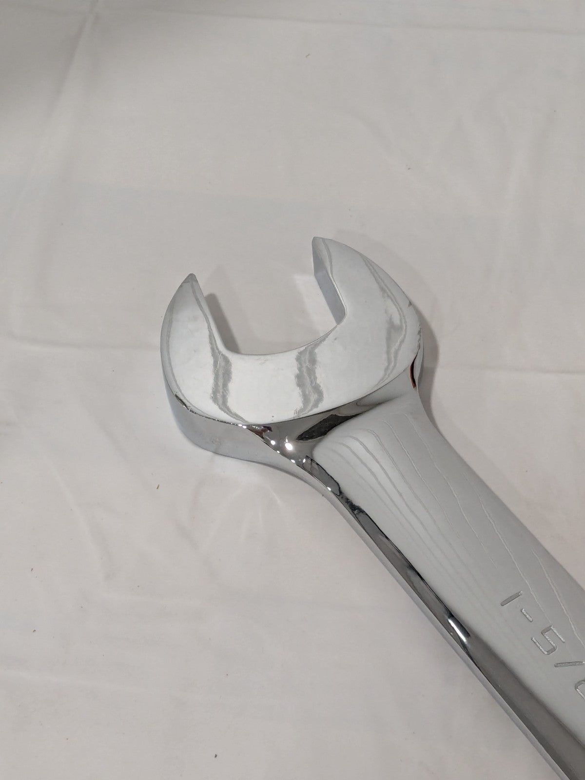 GEARWRENCH Combination Wrench 1-5/8" Head Size, 15 deg Offset 22.6380" OAL 9046D