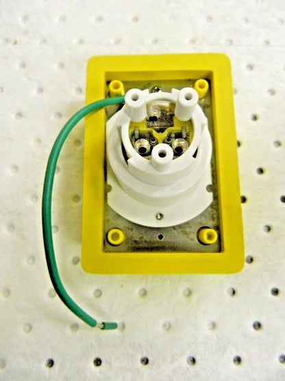 Woodhead Watertite Flip Lid Male Receptacle 250V 20A Nema 6-20P 59W48