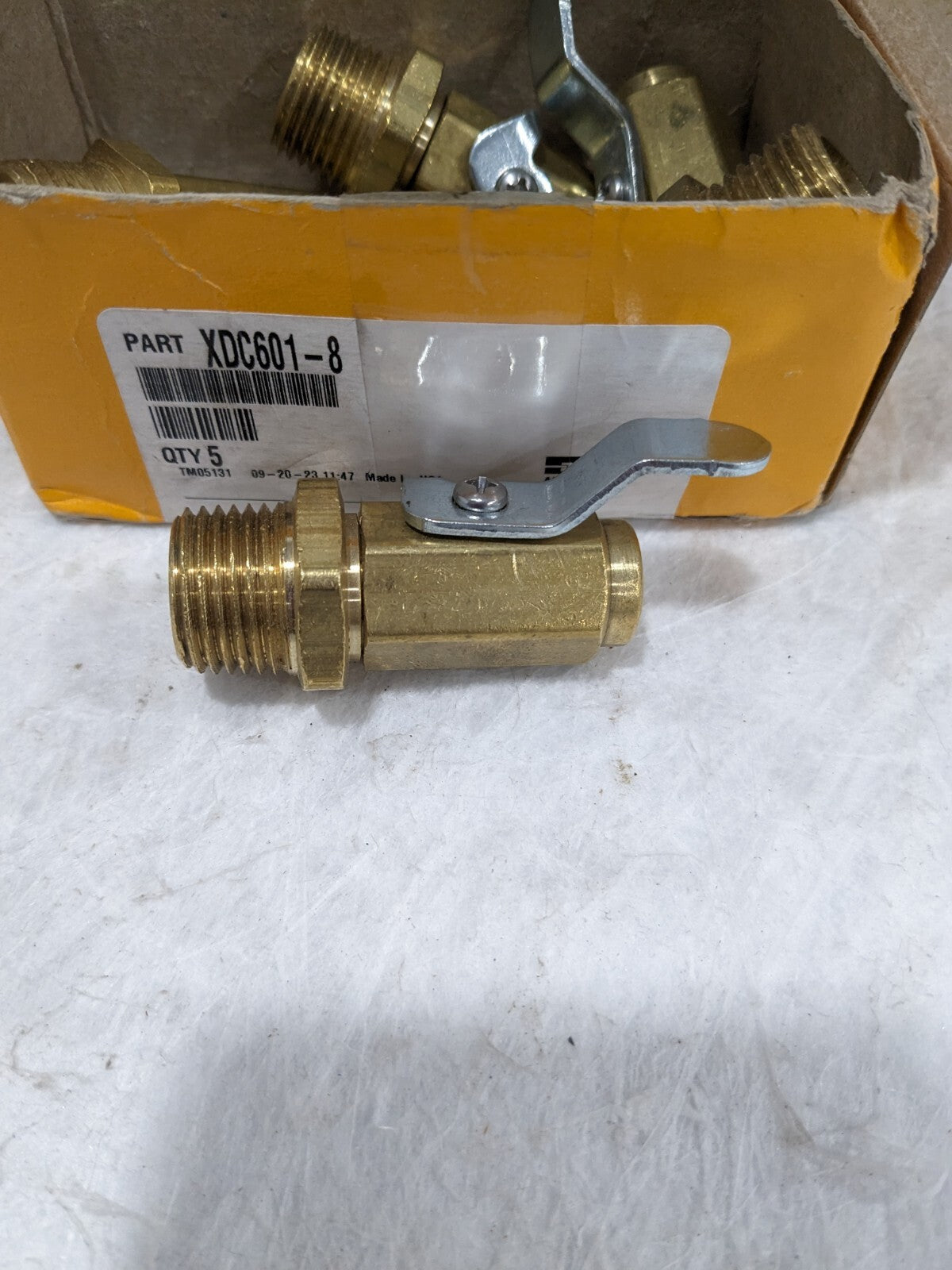 PARKER 1/2" Pipe, Male Pipe Drain Cock & Shutoff Valve Qty 6 XDC601-8