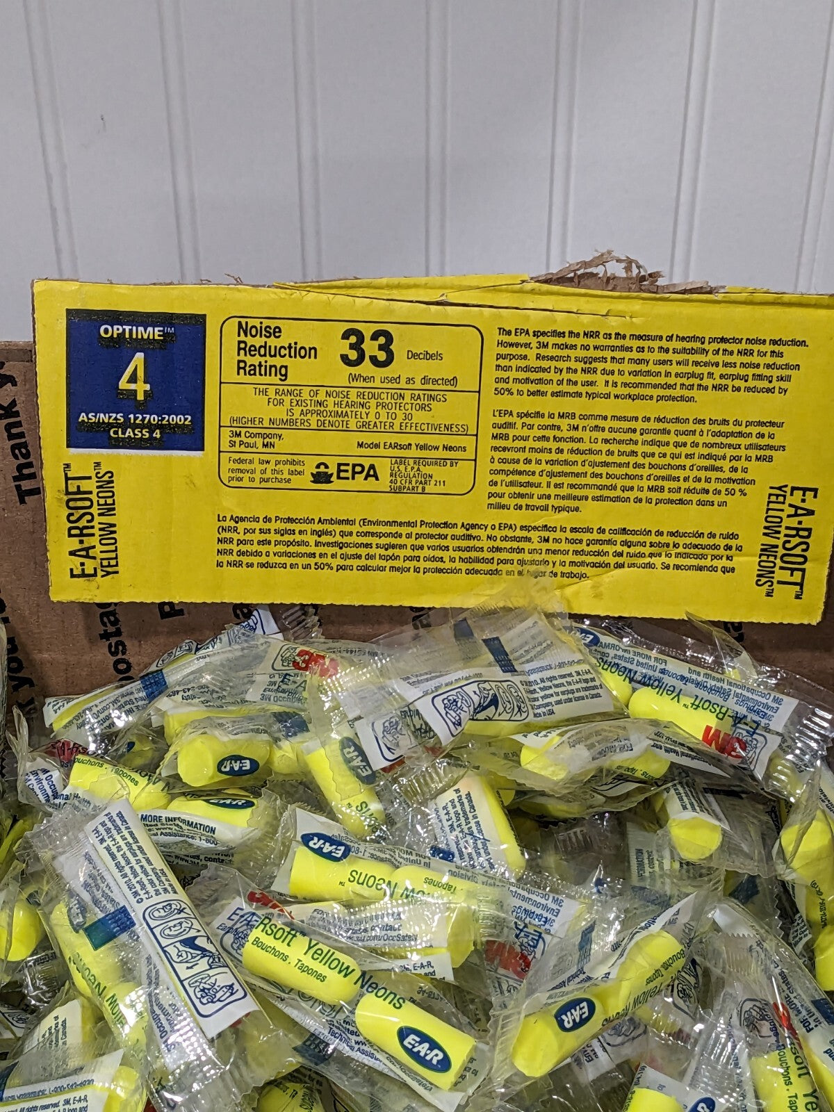 3M Earplugs: 33 dB, Foam, Bullet, Roll Down, Uncorded Qty 400 7000002303