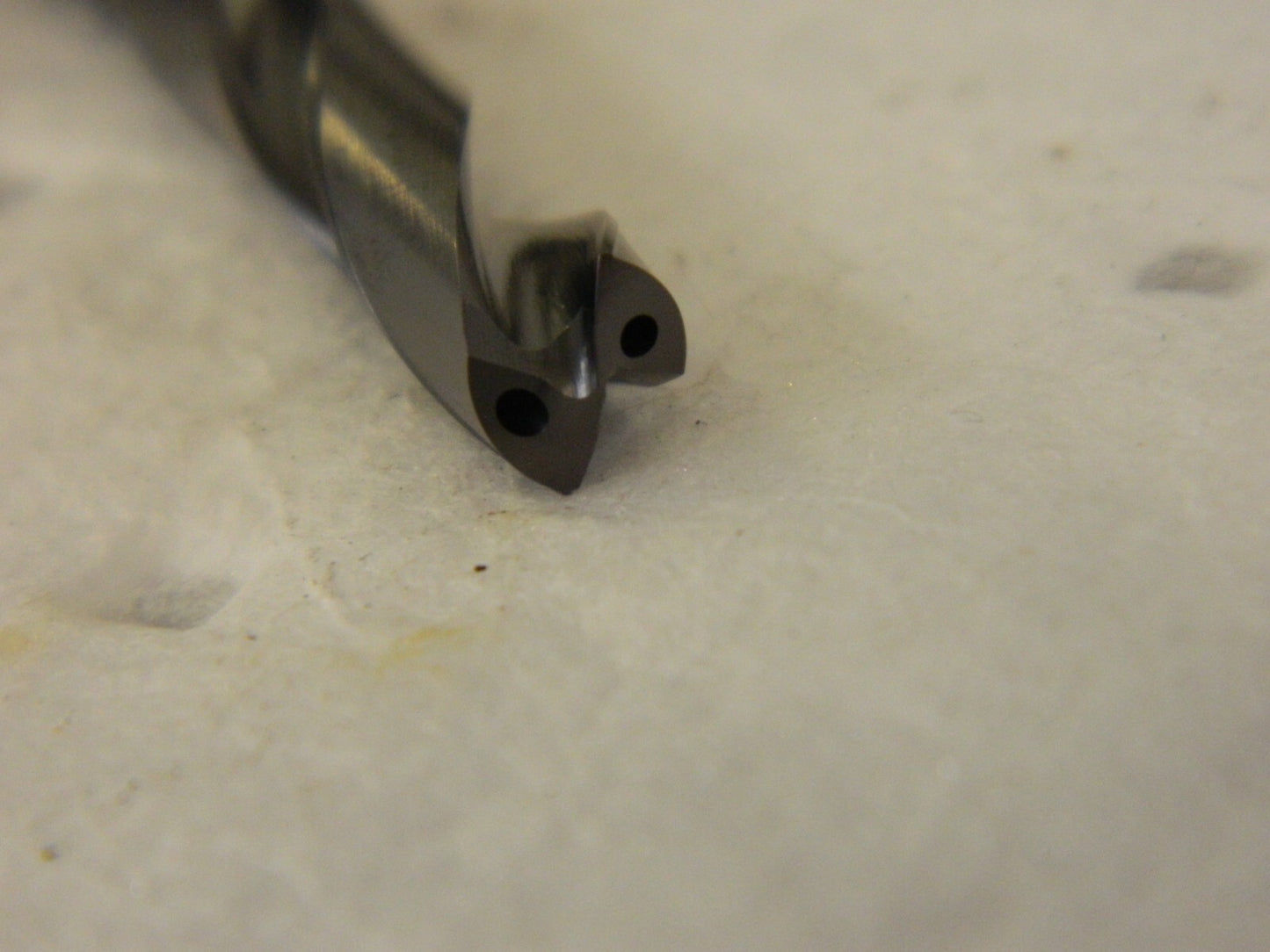 KENNAMETAL  Screw Machine Length Drill Bit Letter E  140 ° Point Carbide 6358166