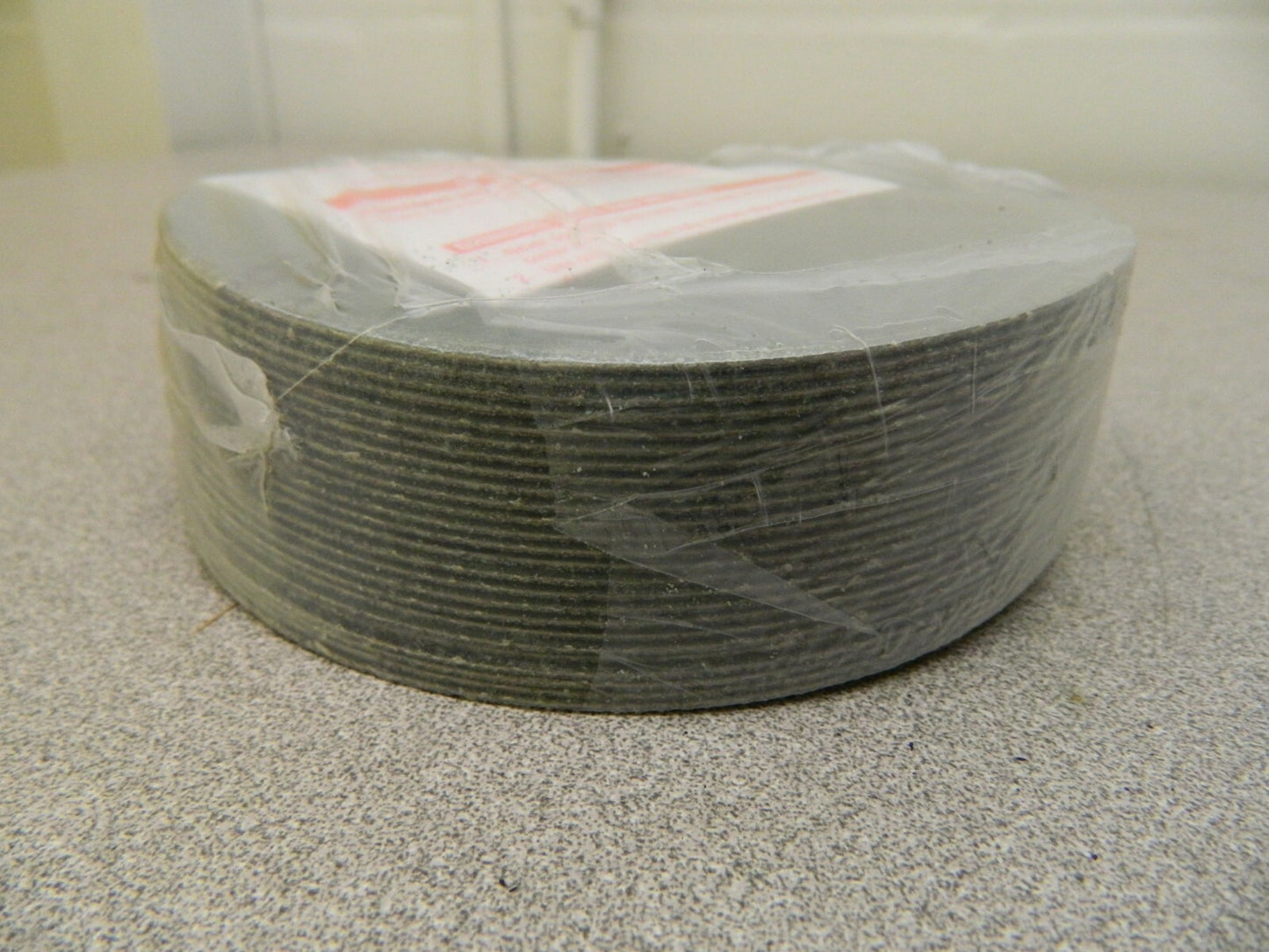 Norton 5" Diam 7/8" Hole 60 Grit Fiber Disc 25Pk 66261141317