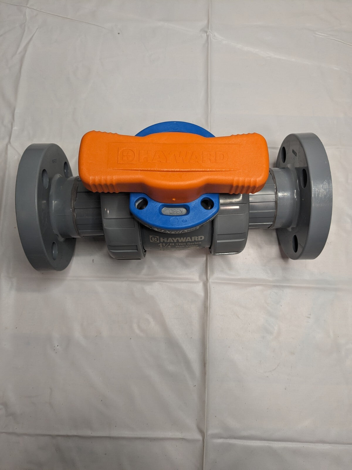 Hayward Manual Ball Valve: 1-1/4 Pipe, Full Port TBH2125A0FV0000