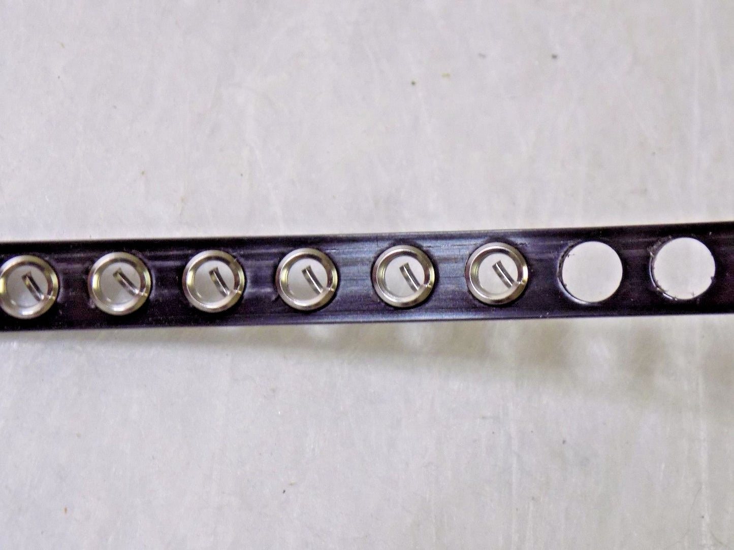 Heli-Coil Free Running Helical Insert No. 10-24 UNC 0.19" OAL 1185-3CN 190S