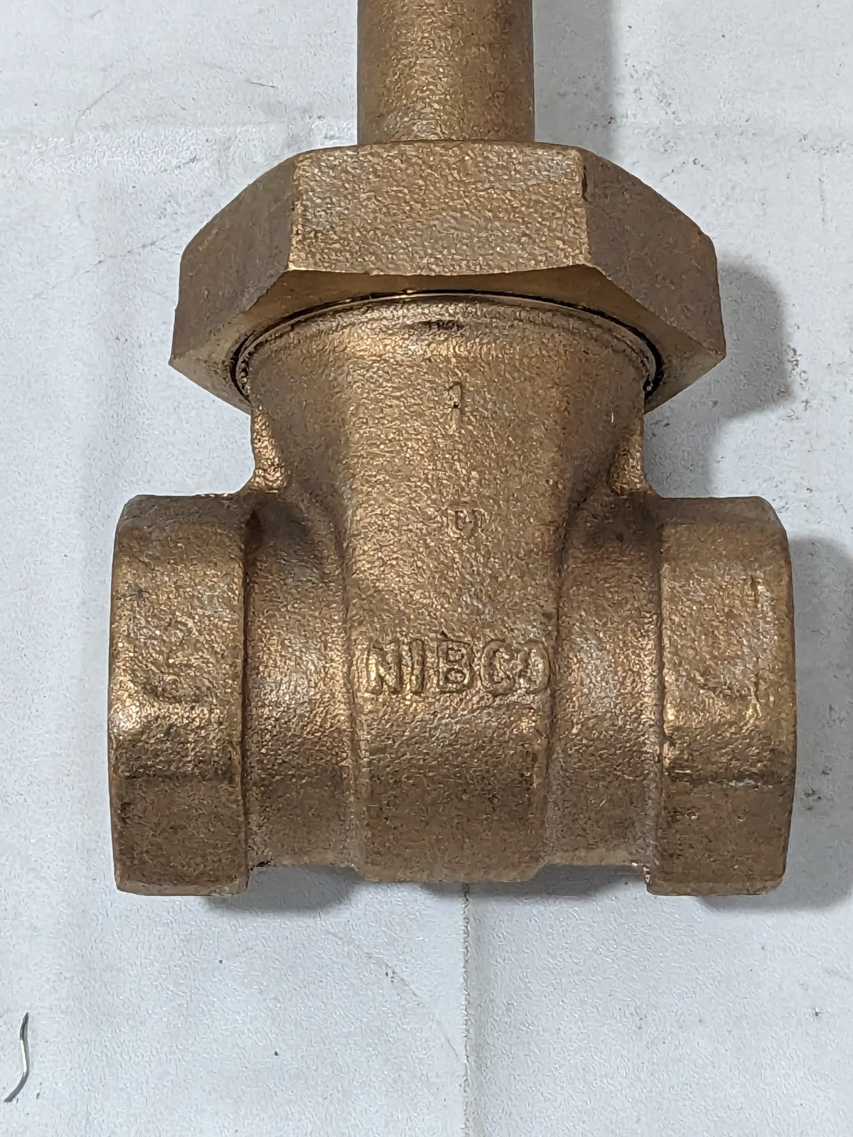 NIBCO Gate Valve: Rising Stem, 1" Pipe, Threaded, Bronze NL1M00A
