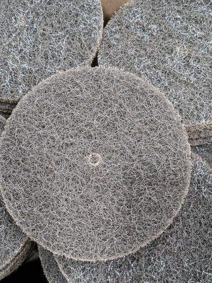 Scotch Bright Deburring Disc: 5" Dia, 1/4" Hole, Medium Grade Qty 100 7010309990
