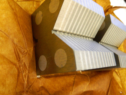 V-Block: 1-5/16" Max Capacity, 90° V Angle 285-2100