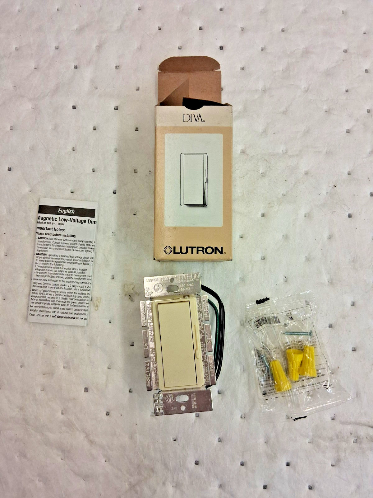 Lutron Diva Magnetic Low-Voltage Dimmer DVLV-600P-AL