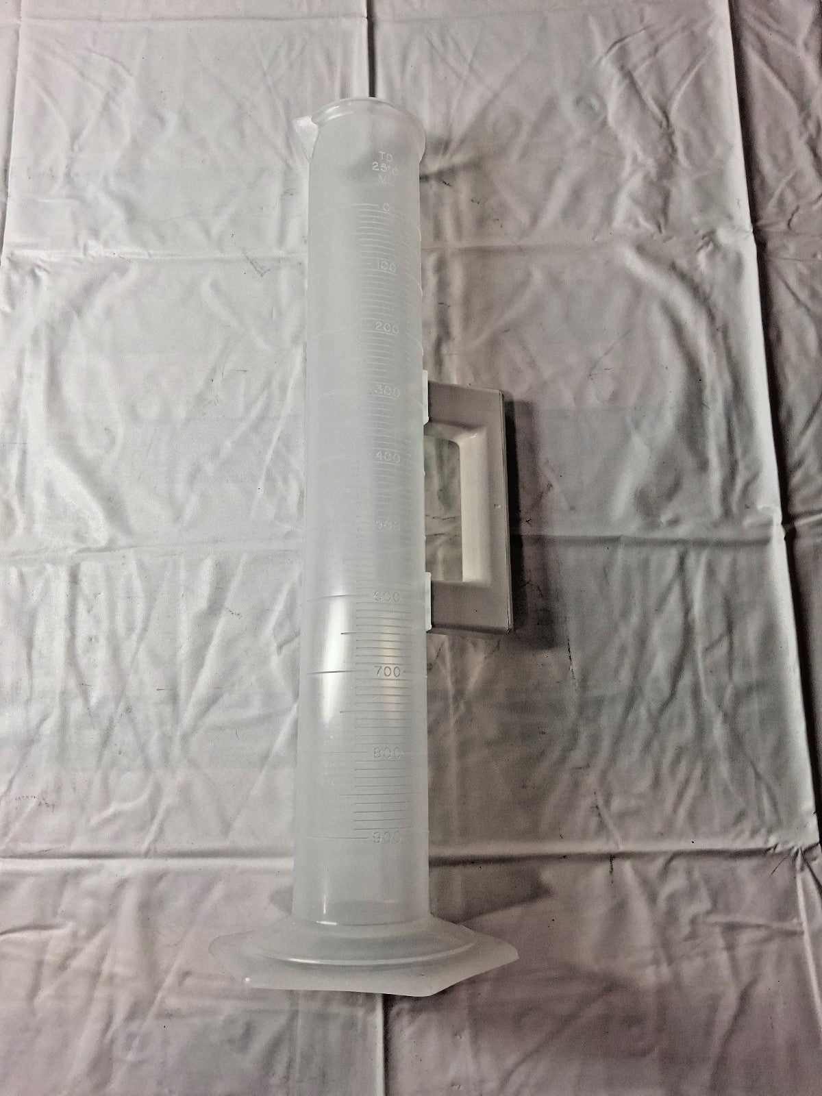 Bel-Art Polypropylene Graduated Cylinder 1000mL Cap 10.00mL Grad 284611000