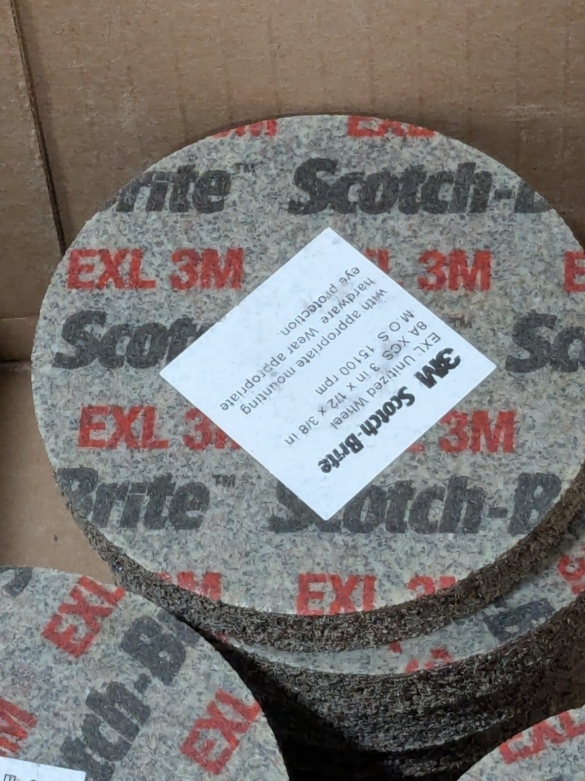 3M Deburring Wheel: 3" Dia, 1/2" Face Width, 3/8" Hole Box of 15 00048011185606