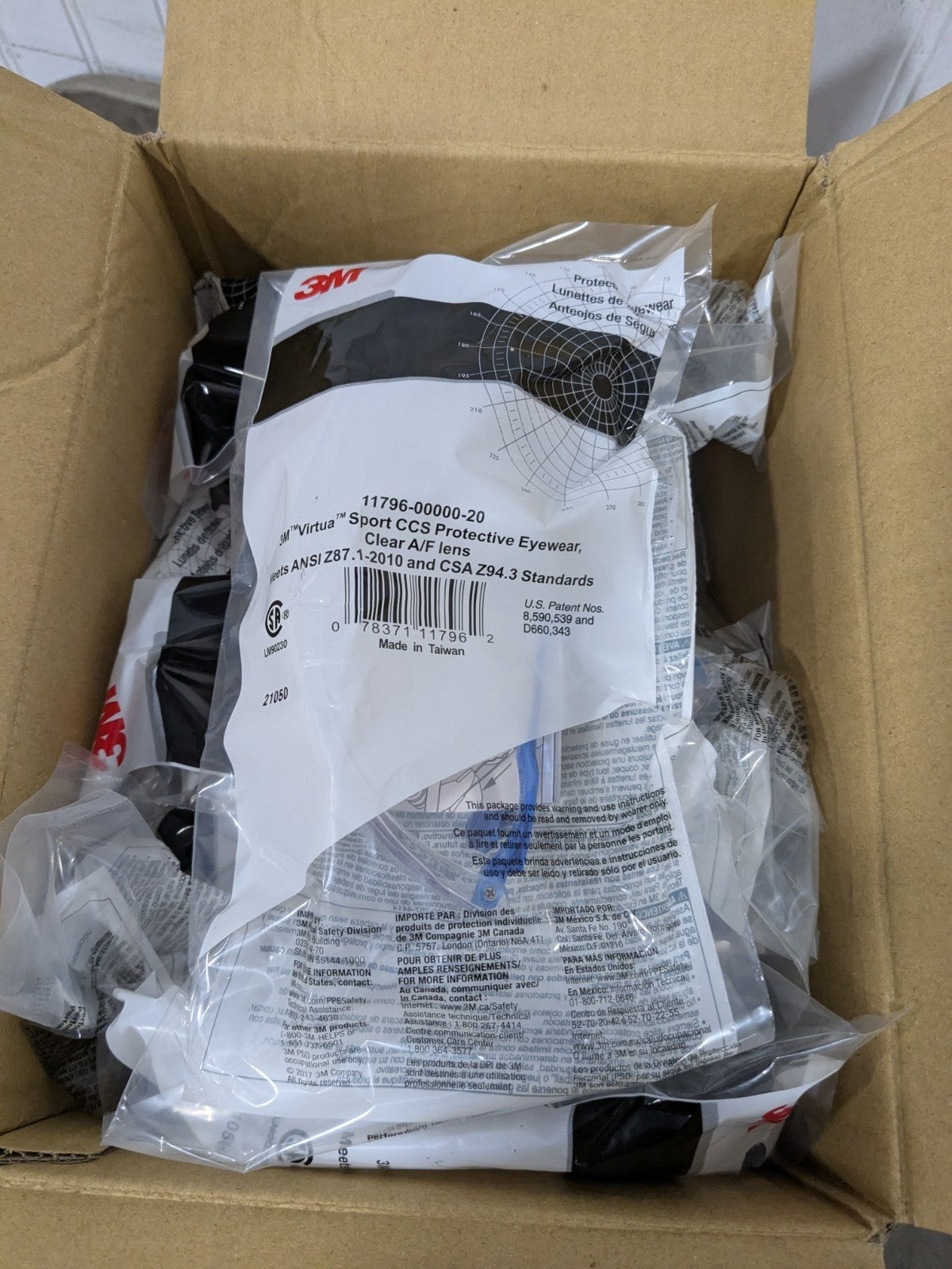 (20) 3M Safety Glasses: Anti-Fog & Scratch-Resistant, Polycarbonate 7010340677