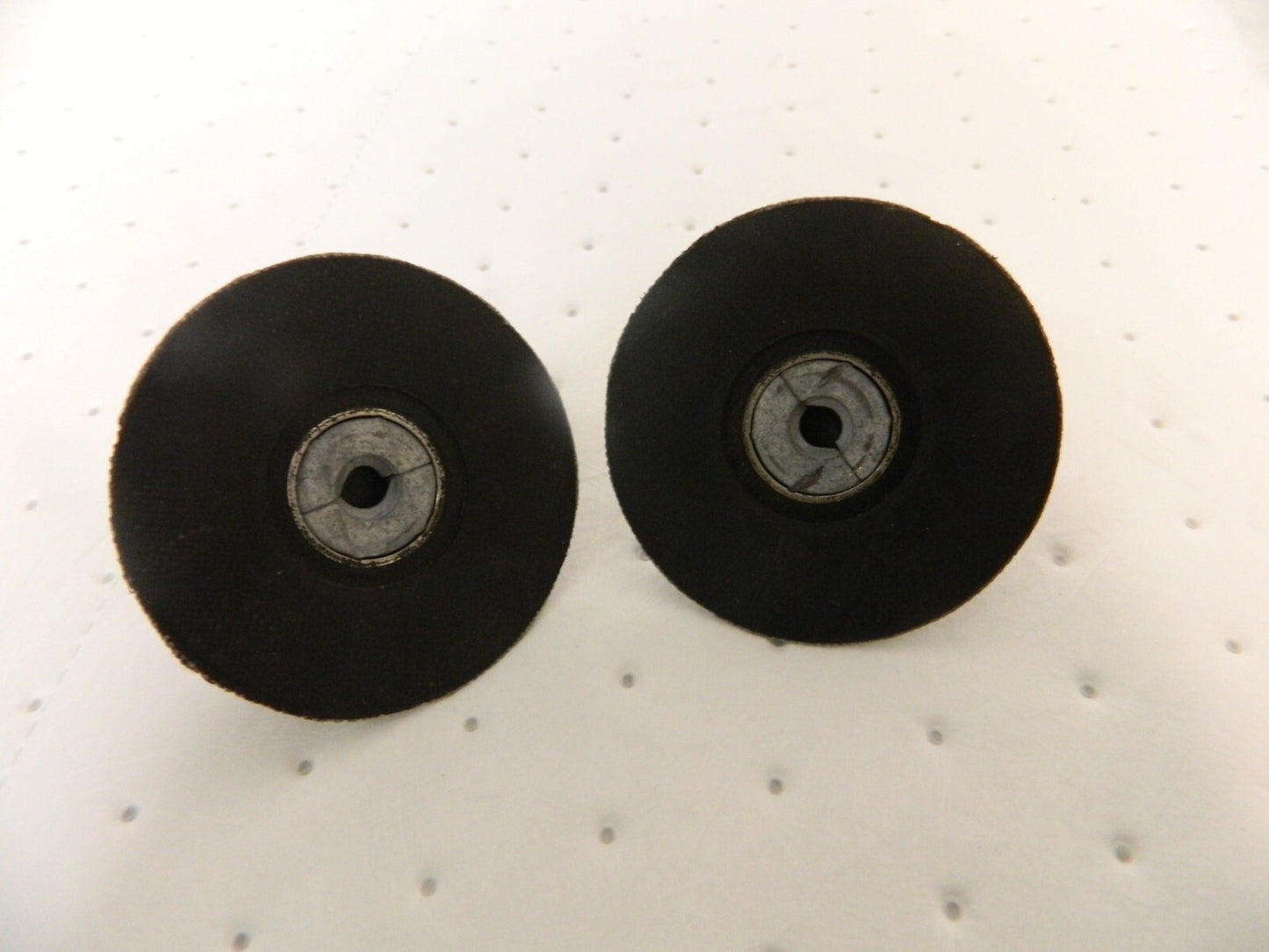 3M 3" Diam Quick-Change Type R Disc Backing Pad Qty 2 7000045287