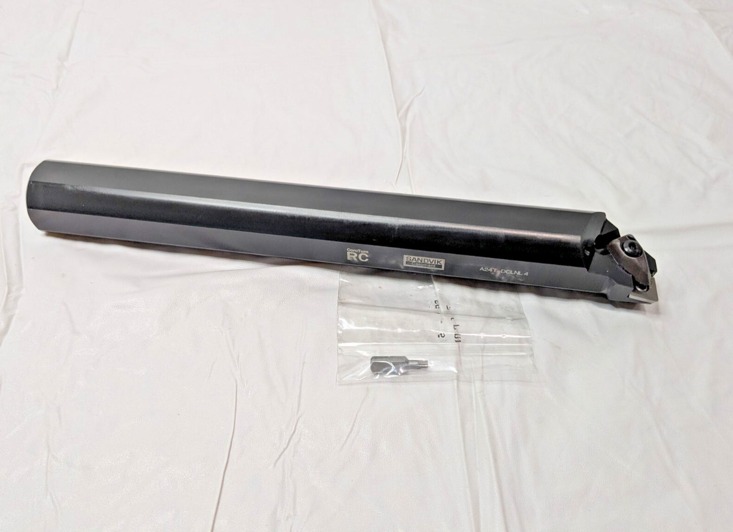 Sandvik Coromant T-Max P Boring Bar 1.7598" Min X 12"OAL A24T-DCLNL 4 5727626