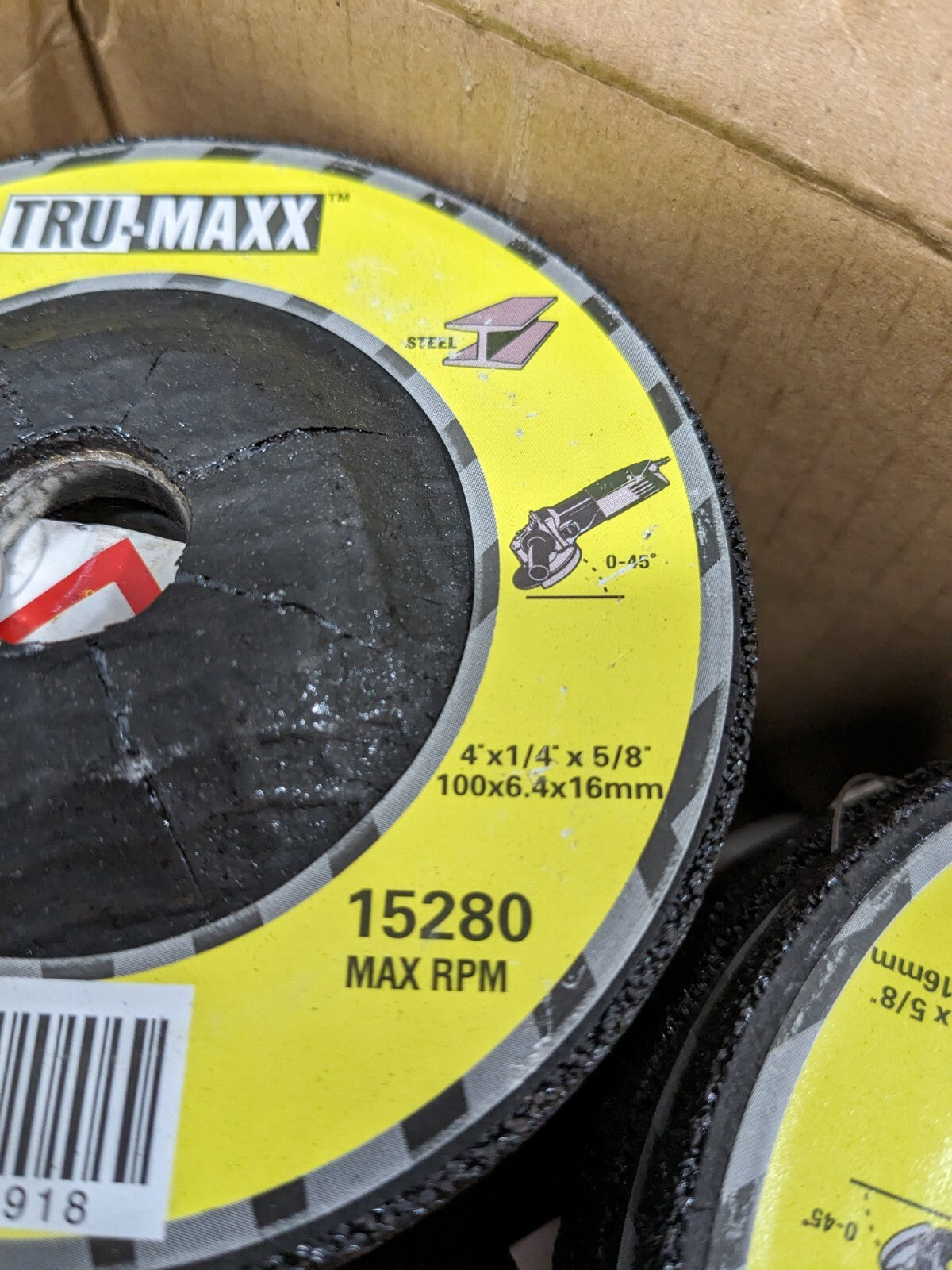 TRU-MAXX Depressed-Center Wheel: Type 27, 4" Dia, 1/4" Thick, 5/8&quot