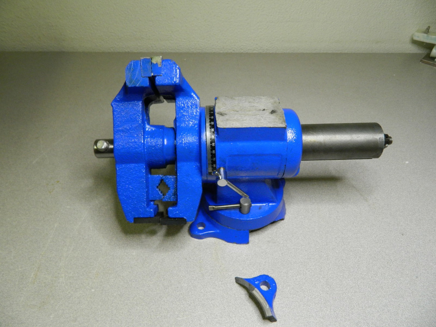 Interstate Combo Vise 5" Jaw Width x 4-15/16" Jaw Opening Cap 43137504