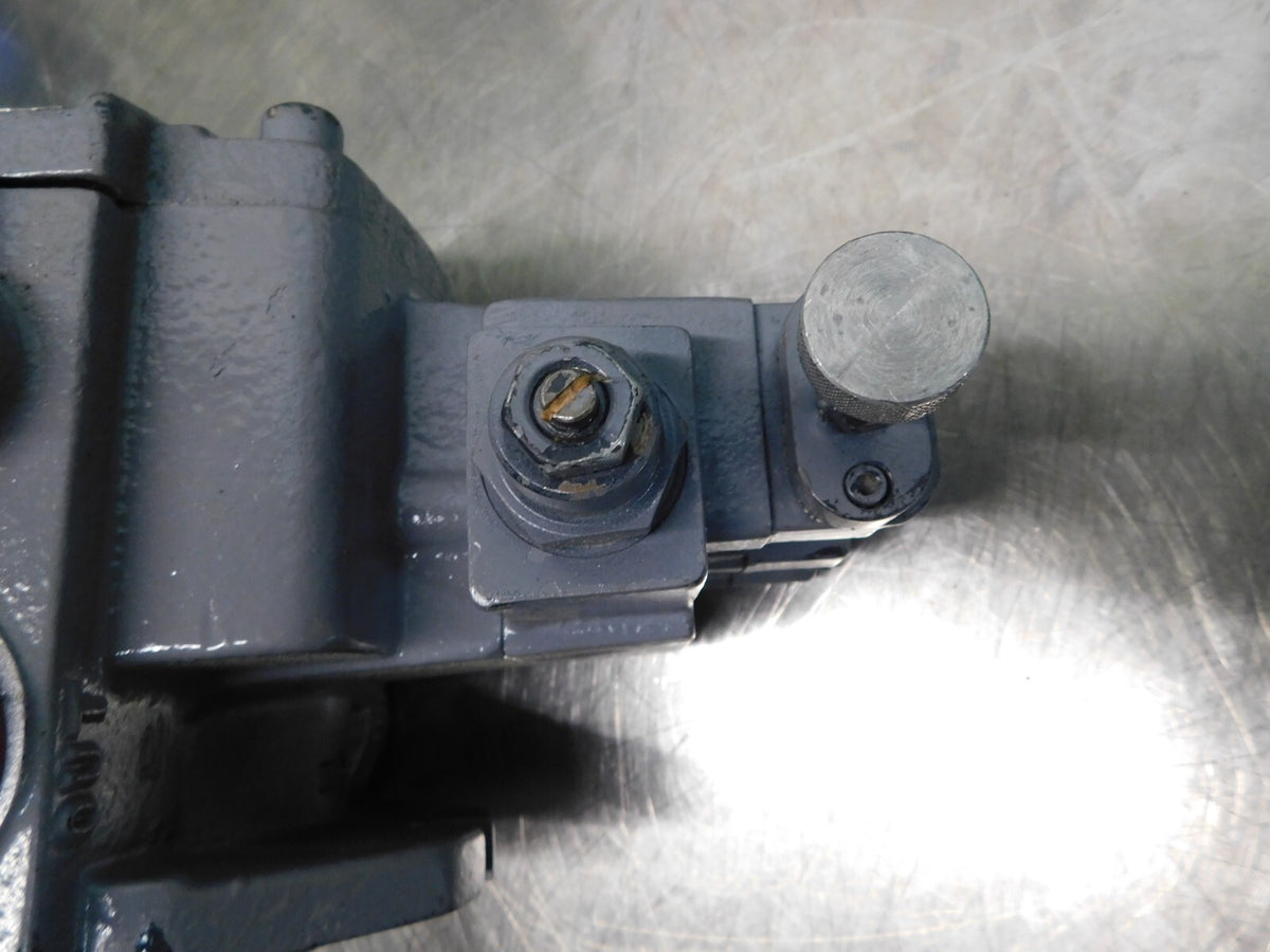 BOSCH Variable Displacement Vane Pump 3000 PSI X 210 bar 0513400212 PARTS/REPAIR
