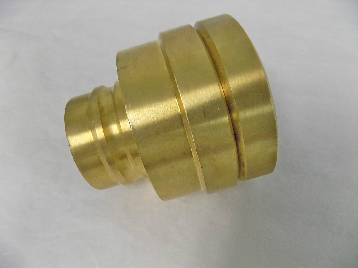 Parker 2" Brass Nipple Valved Female Coupler 2"-11-1/2 NPTF 3.72"OAL LBVHN32-32F