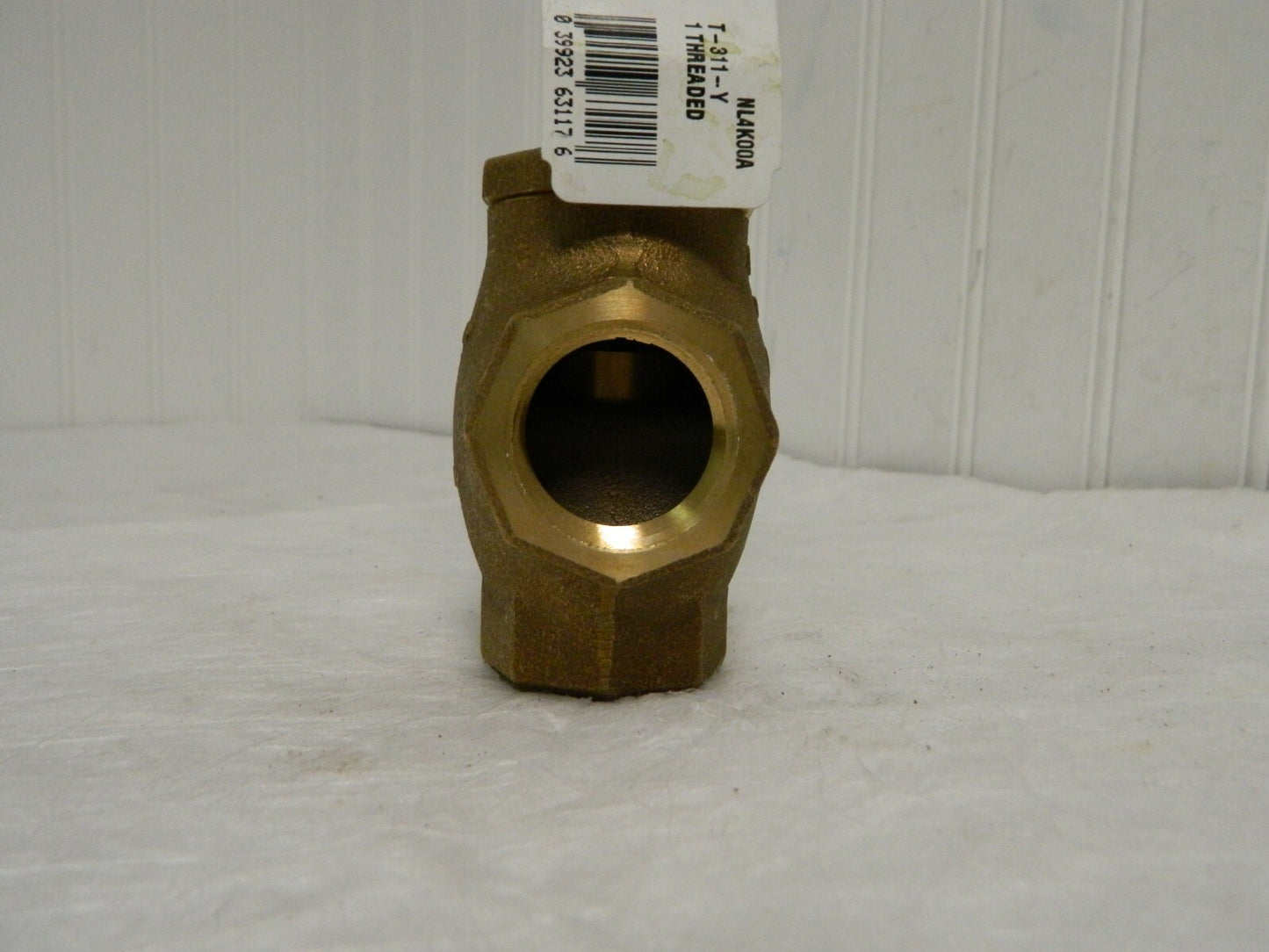 NIBCO Threaded Bronze Renewable Angle Gate Valve 1" Pipe Class 125 NL4K00A