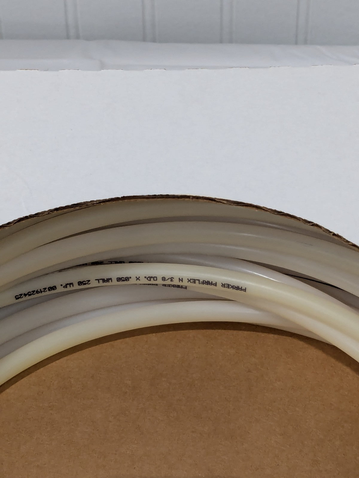 Parker Nylon Tube: 0.275" ID, 3/8" OD, 100' Long NN-6-050-EZ