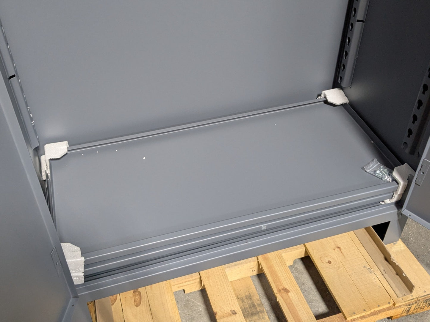 Durham Heavy Duty Lockable Storage Cabinet 4-Shelf 14 Ga. Steel 78" x 48" x 24"