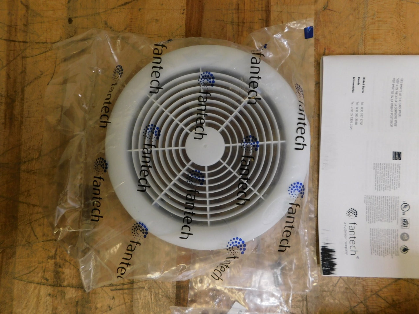 Fantech Enclosed Exhaust Fan 4" Blade Direct Drive 0.027 hp 100 CFM PB110