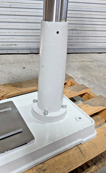ENCO Drill Press  17" Swing  115/230V  1HP  12 Speed Step Pulley  MT3