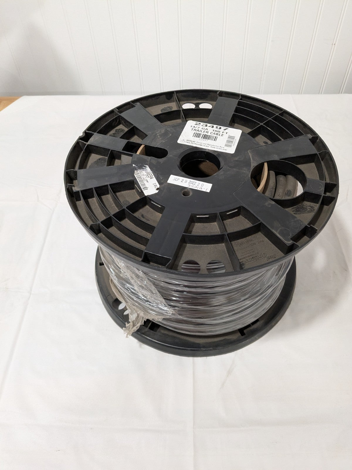 EastPenn 14 AWG, 100' OAL, Hook Up Wire Black Tuphayzel Jacket 23497