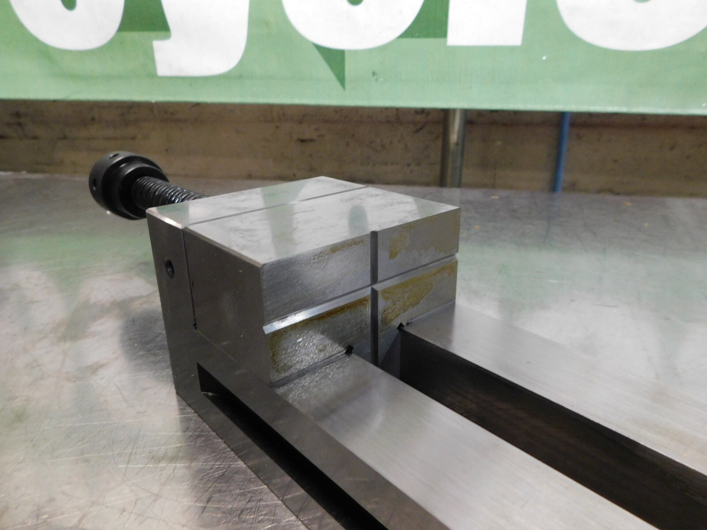 Interstate Toolmakers Vise 3-7/8" Jaw W x 4-3/4" Jaw Opening EVSD-S100