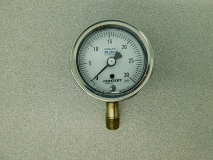 Ashcroft Analog Pressure Gauge 0-30 psi Range 2.5 Lower Mount Dry Dial 94577XLL
