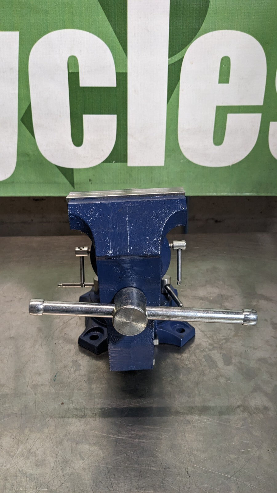 Yost Model 750-E 5 Inch Medium Duty Rotating Vise