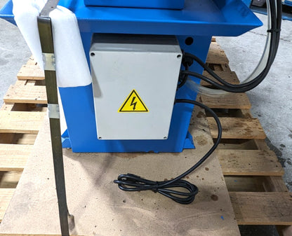 RONG FU 9" x 16" Horizontal Bandsaw  110V  1.5HP  RF-916SV  *PARTS OR