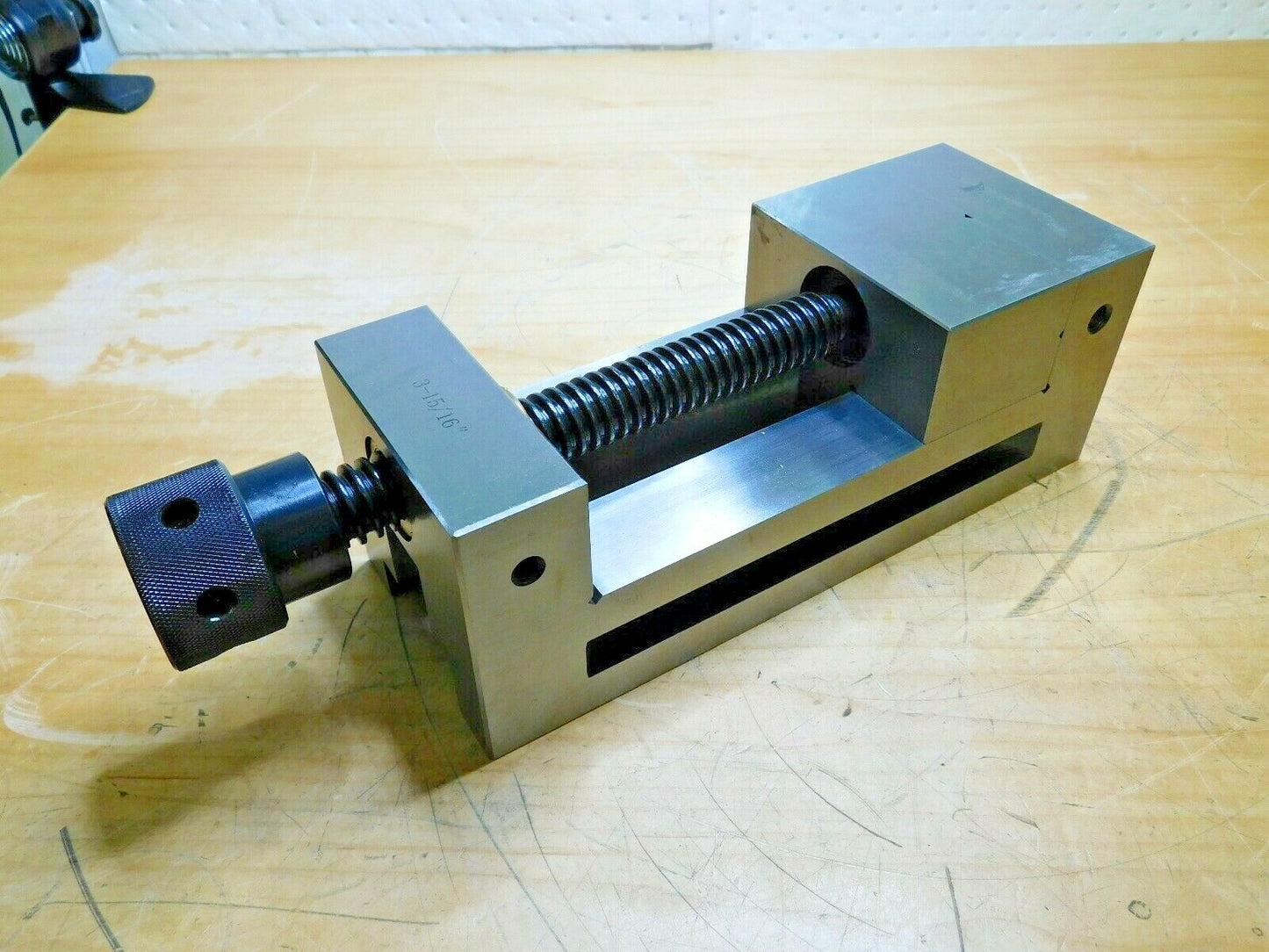 Interstate Toolmaker's Vise 3-15/16" W x 1.7" H x 5" Opening