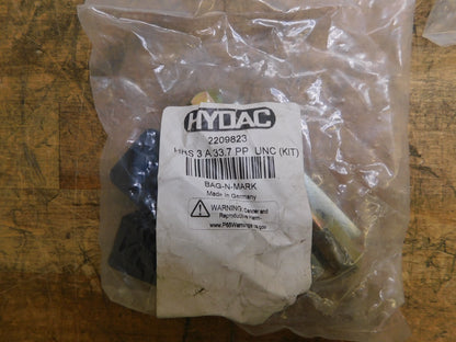 HYDAC 4Pk Polypropylene Heavy Duty Vibration Control Clamps for 1" Pipe 2056181