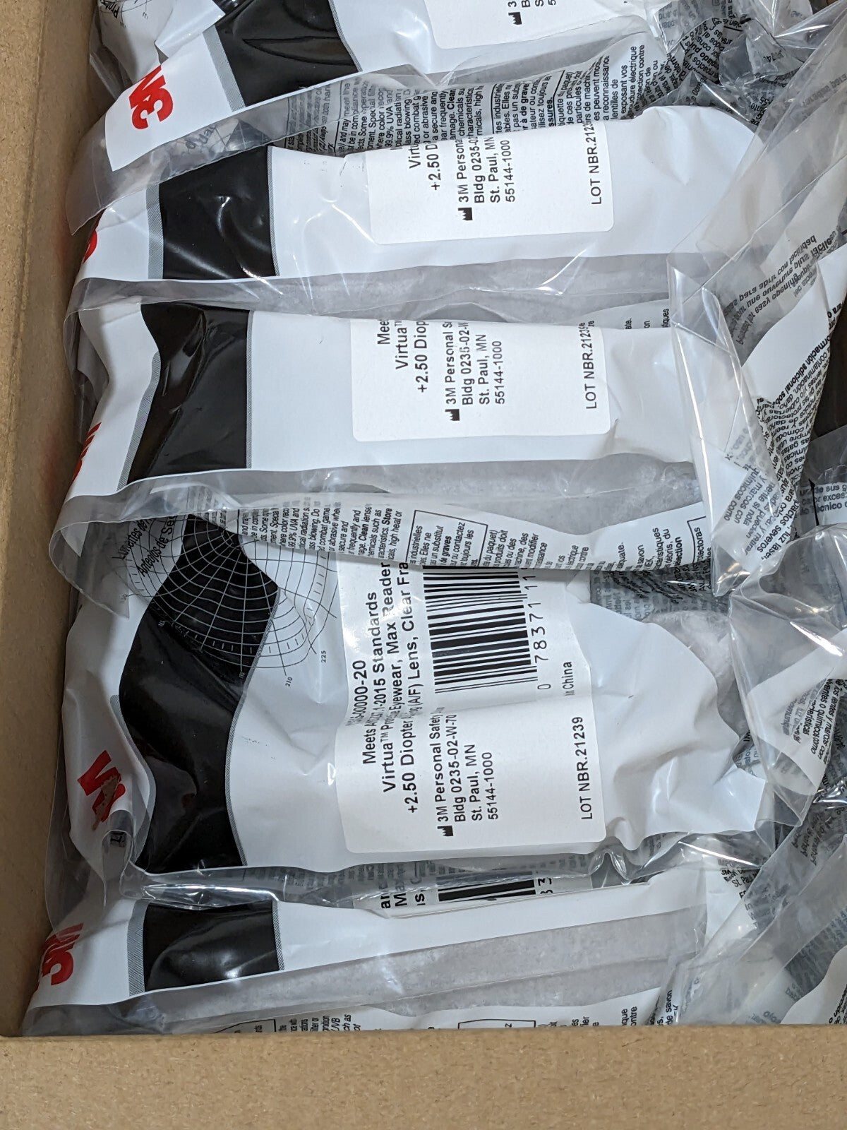 3M Magnifying Safety Glasses 2.50, Anti-Fog&Scratch-Resistant Box 20 7000127513