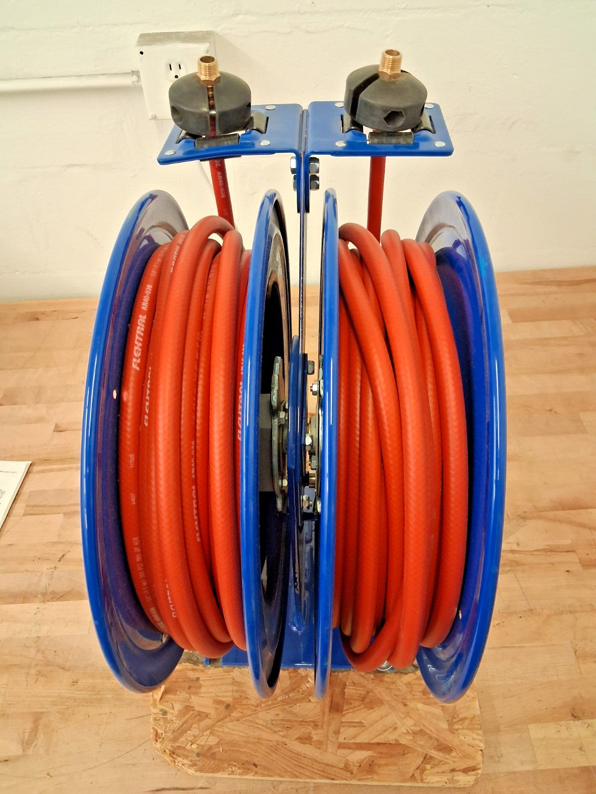 COXREELS Hose Reel With Hose 50ft Long 3/8" ID Hose C-LP-350-350