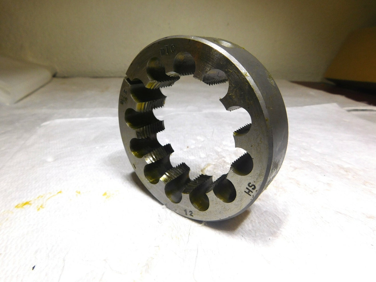 DTC HSS Adjustable Round Split Die 2-9/16-12 Thread Right Hand 4 OD 74734039