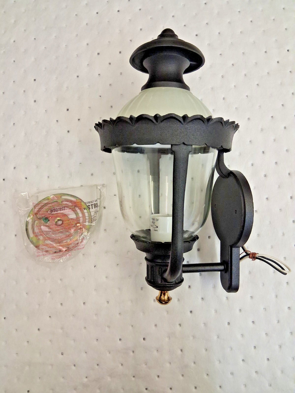 Progress Lighting Black Incandescent Outdoor Wall Light P5719-31